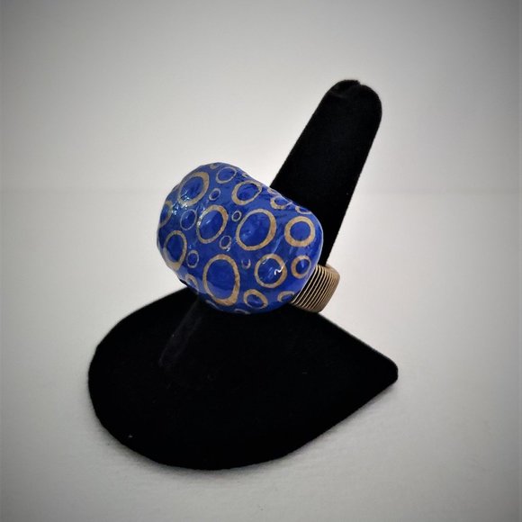 Hand Painted Dot Art Cobalt and Gold Statement Ring - Picture 2 of 5